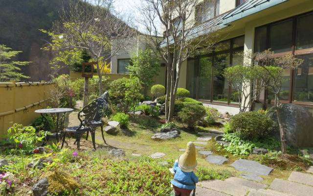 Kashoutei Hanaya