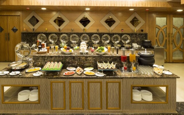 Hotel Benzz Park Vellore