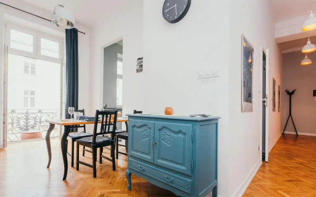 oompH Warsaw Central Elegant Apartment