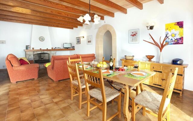 Villa - 3 Bedrooms with Pool - 108774