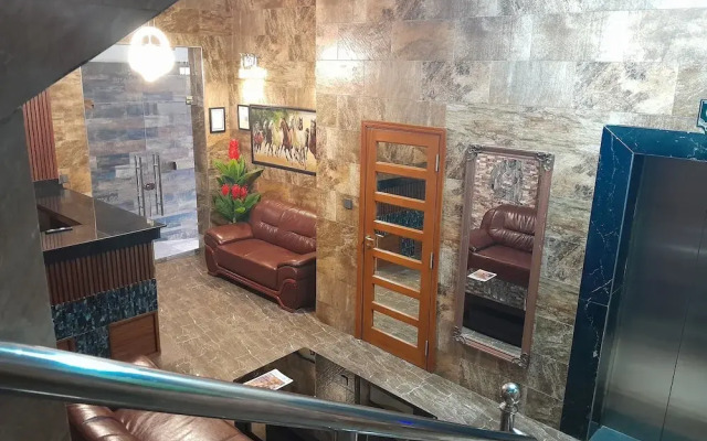 Mazola Diamond Hotel