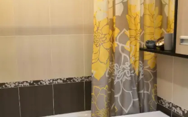 Апартаменты на улице Еловая 8