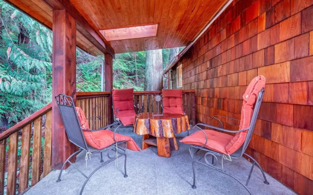 The Tree House Cottage