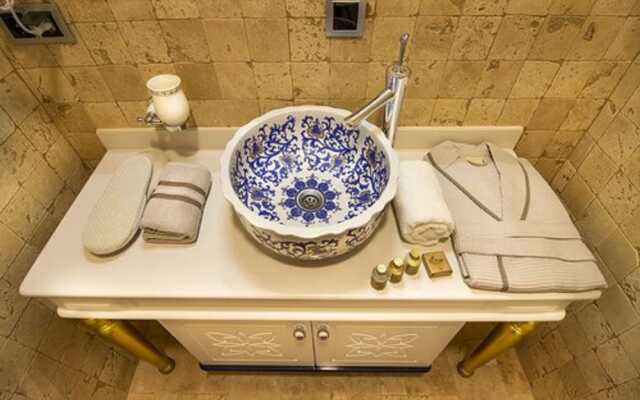 Amour Alacati Butik Otel