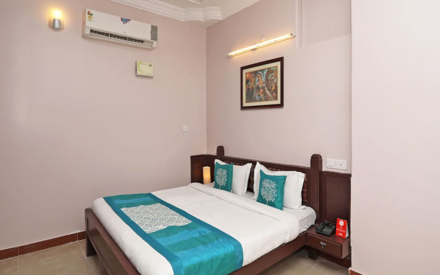 OYO 9852 Leela Villas Guest House