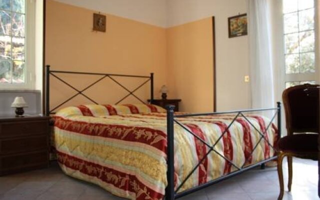 El Paraiso Bed and Breakfast