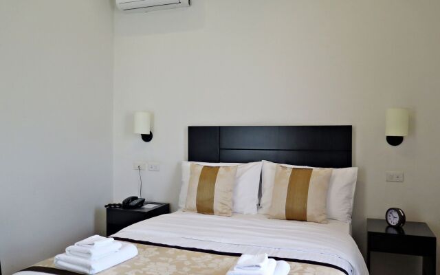Capital O 642 The Junction Tagaytay