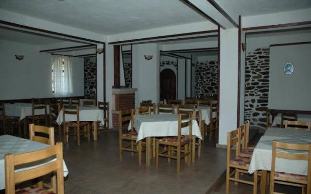 Dinko Motel