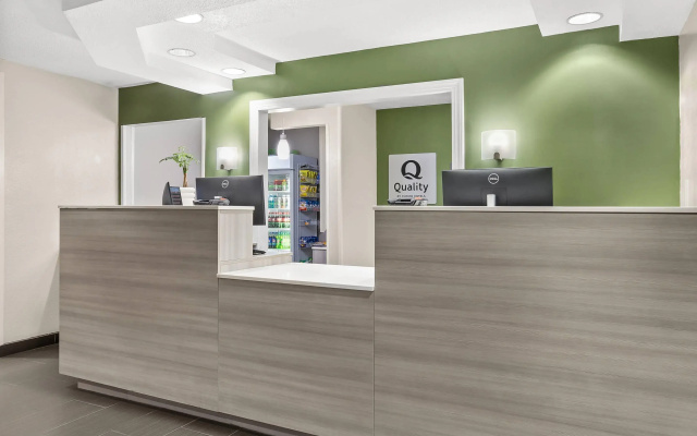 Quality Inn & Suites Nashville - Bellevue