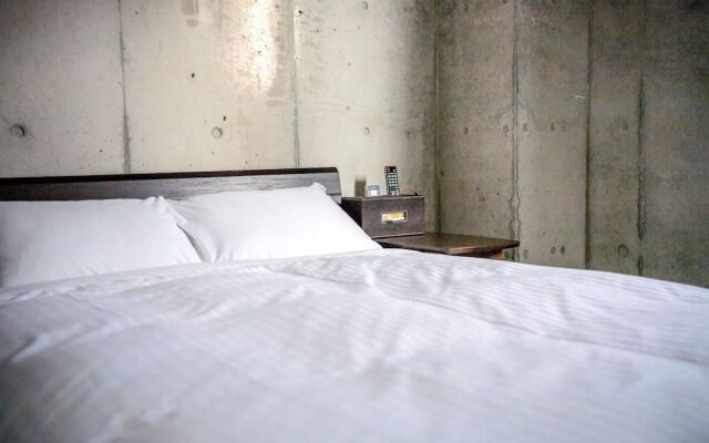 Little Island Okinawa Asahibashi