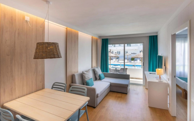 Cabot Hobby Club Apartments