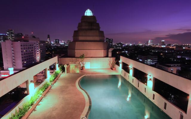 Karnmanee Palace Hotel