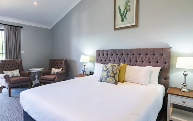 Camden Valley Inn – Guest Rooms – Camden Park