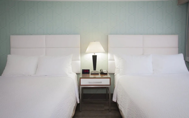 Pasadena Rose & Crown Hotel