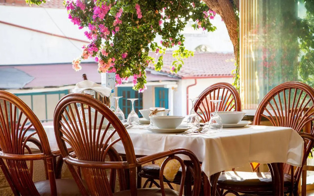 Xenios Loutra Village Beach Hotel