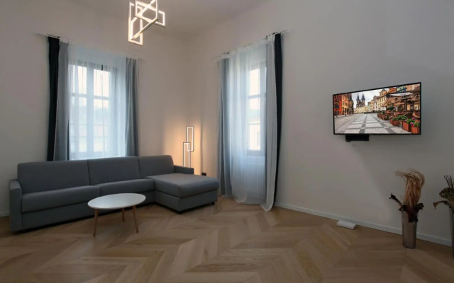 The Apartment House - Mezibranska