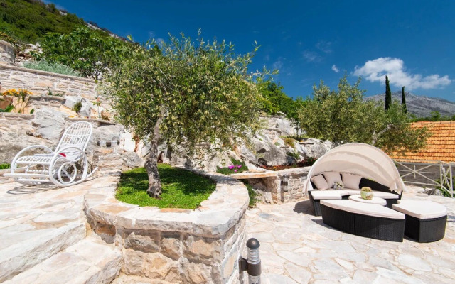 The Hidden Treasure Village - 3 Villas