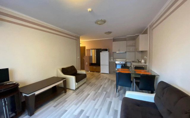 Private Cozy Apartment Admiral Plaza A1