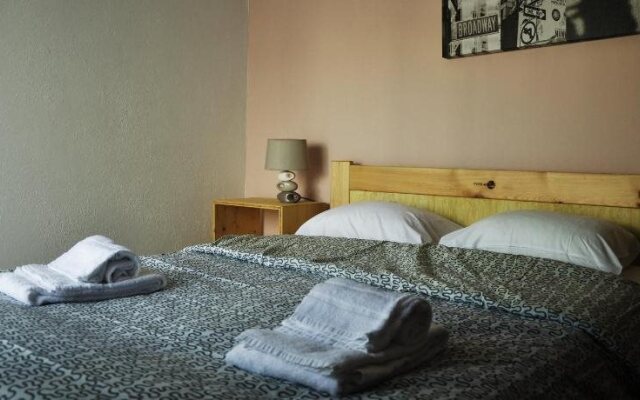 Hostel 33