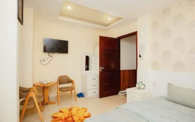 Vietnam Hotel Dalat