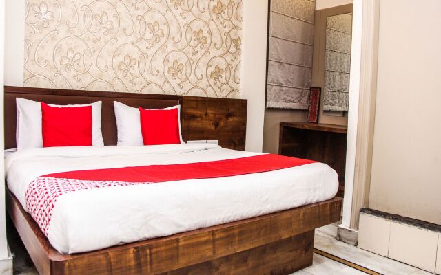 Collection O 14600 Hotel Chawla