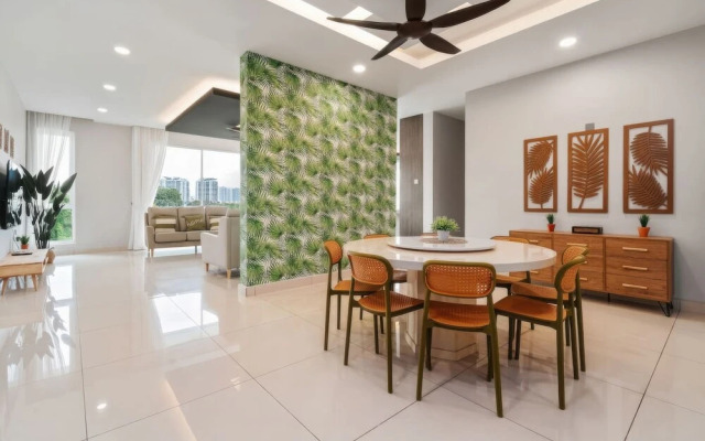 The Embassy Row 206 Apartments