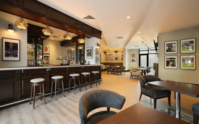 Отель Arabian Park Dubai, an Edge by Rotana Hotel