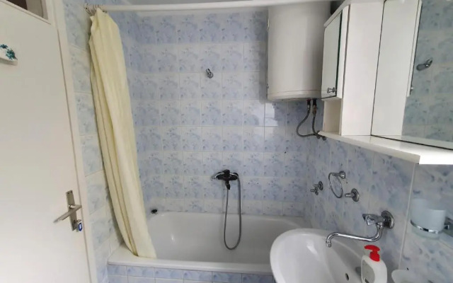 Comfort Apartment with wi-fi and parking Sarajevo Center