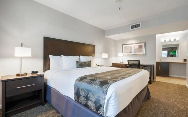 Chase Suites Hotel Brea-Fullerton