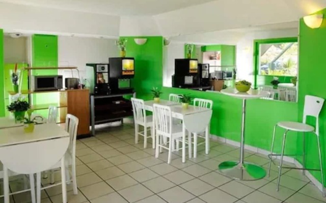 Lemon Hotel Le Coteau Roanne