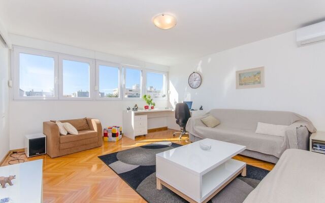 Apartment Sunny