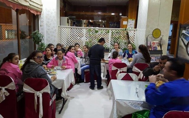 Ekinci Otel