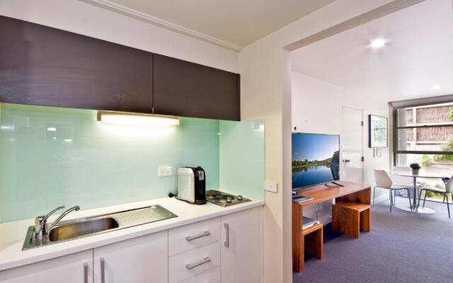 Lorne Bay View Motel