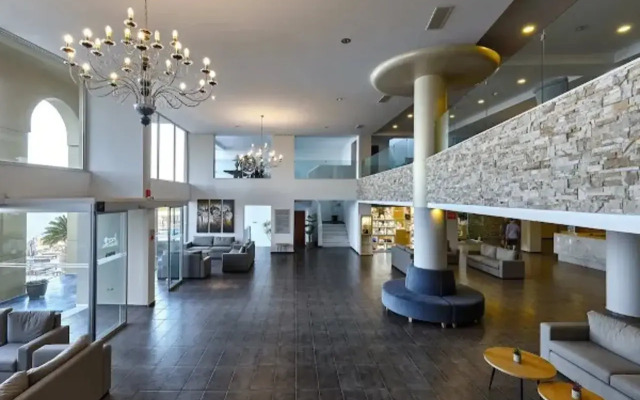 Blue Marine Resort & Spa