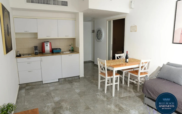 Blue Beach Apartment