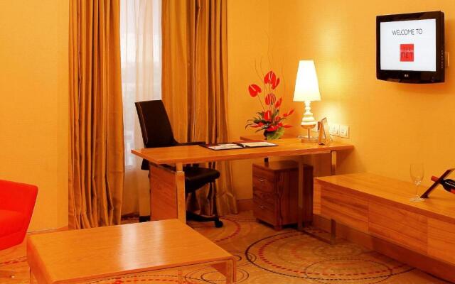The Metropolitan Hotel and Spa New Delhi