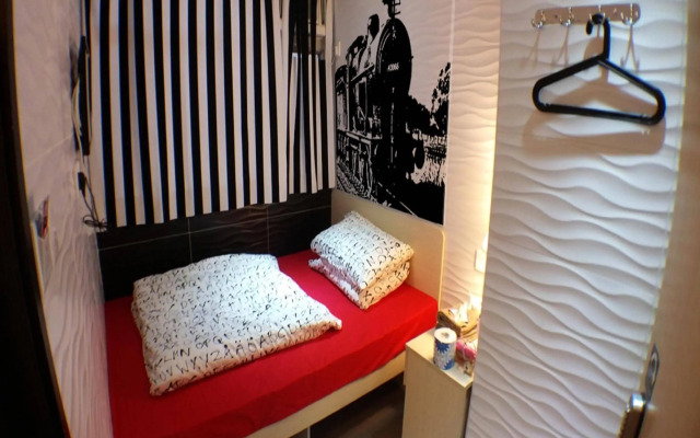 Micro Hotel