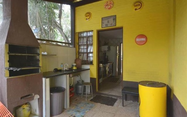 Yellow House Palmeiras Beach Caraguá