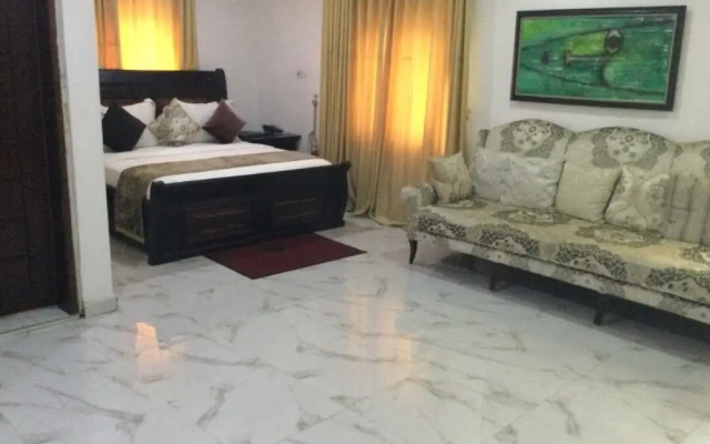 Golden Tulip Grand Palazzo Hotel