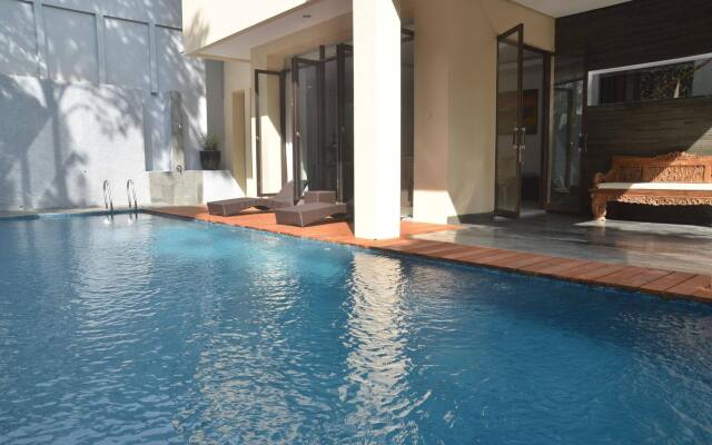 Permai Villa Dago with Pool - Resor Dago Pakar Bandung