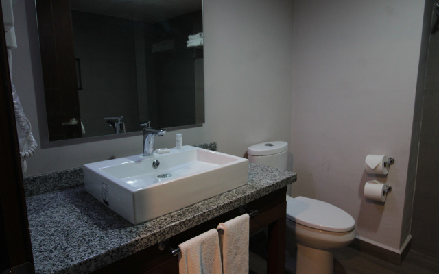 Varali Grand Hotel