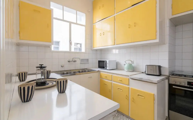 Phaedrus Living: City Center Flat Michalakopoulou