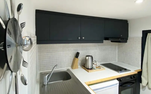 Modern studios Close to Hyde Park