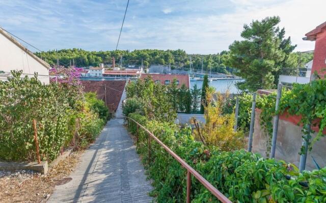 Mari - Great Location 30m From the sea - A1 Donji