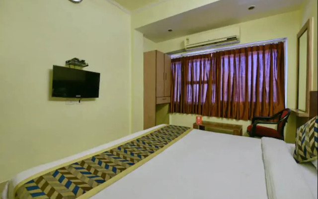OYO 2289 Hotel Radha Palace