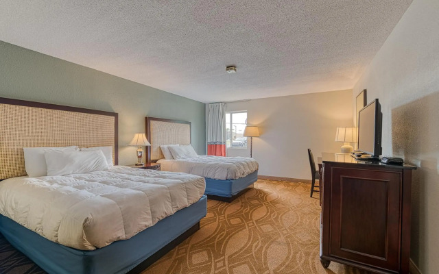 American Inn and Suites Dundee
