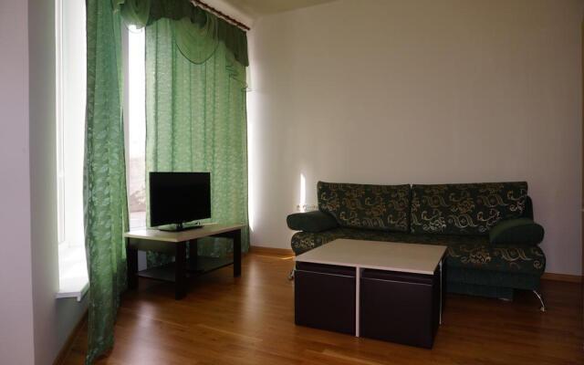 Karolina Guest House