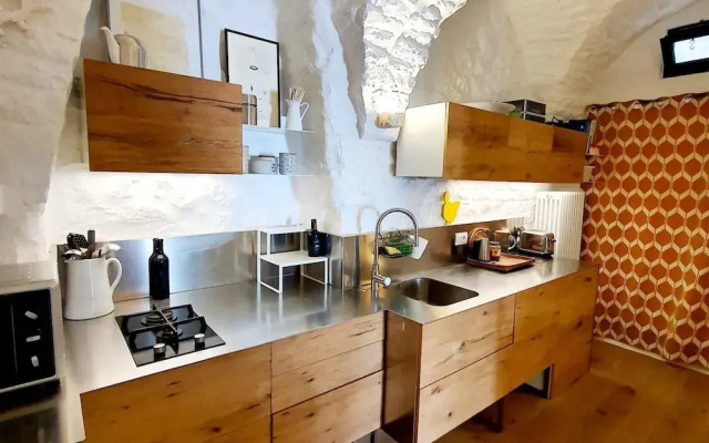 Beautiful Garden Apartment in Cisternino