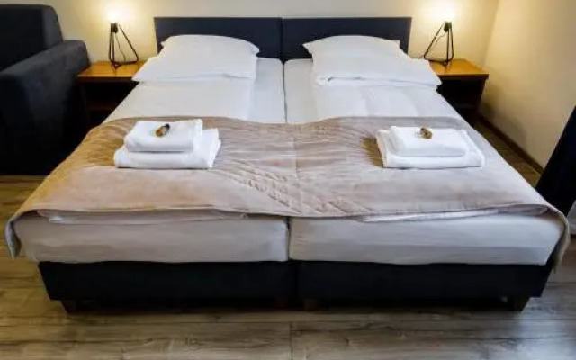 Gosciniec Ceglane Katy