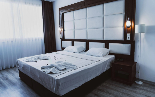 Grand Sahin's Hotel